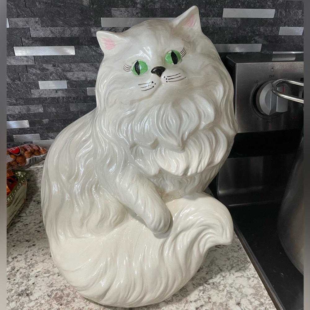 1970s Vintage Life Size Persian Giant Kitsch Ceramic Tall Cat w/ Emerald Eyes